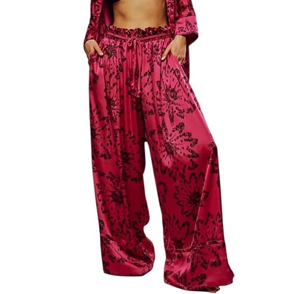 NWT Free People Goddess Lounge Pants Floral Wide Leg Pajama Pants Size Medium
